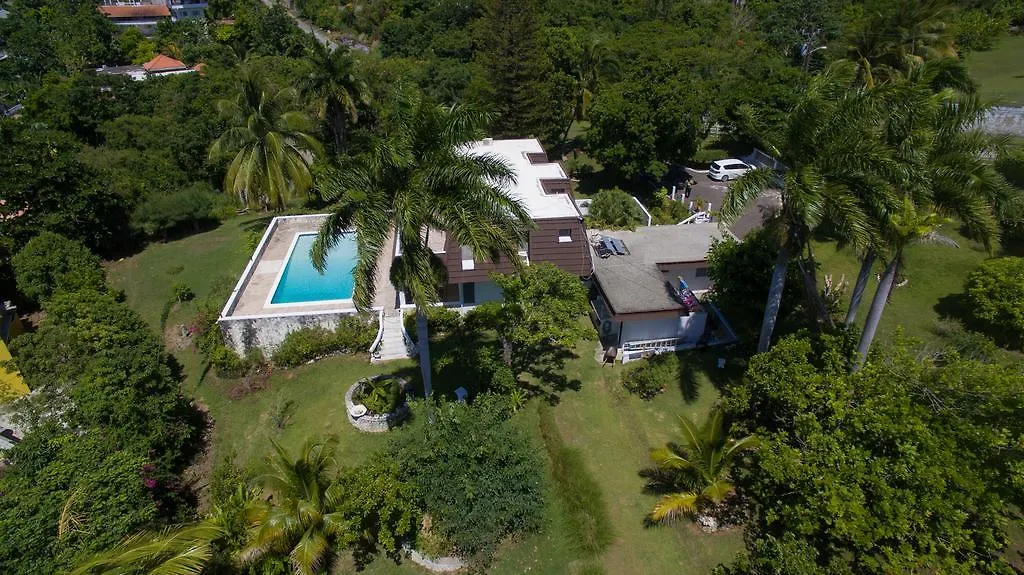 מונטגו ביי Burlingames Villa