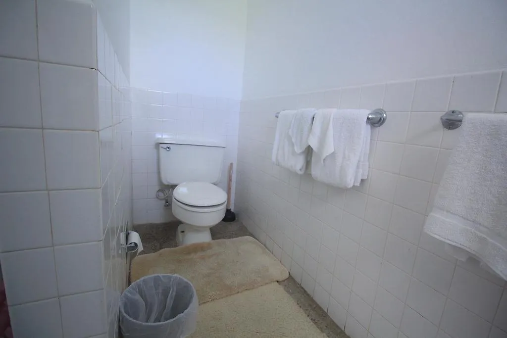 מונטגו ביי Burlingames Villa